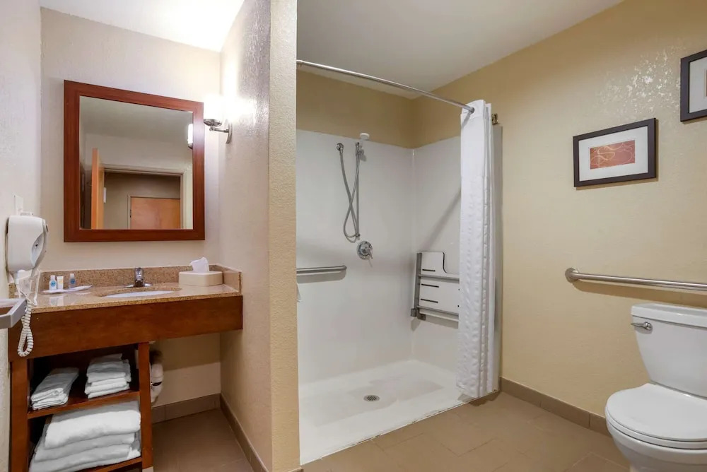Comfort Suites Oxford