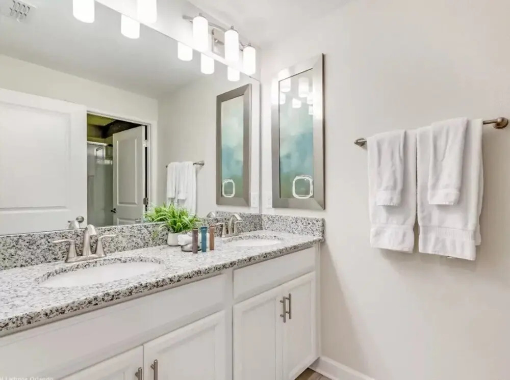 Upscale Champions Gate Townhome - 4 Bed