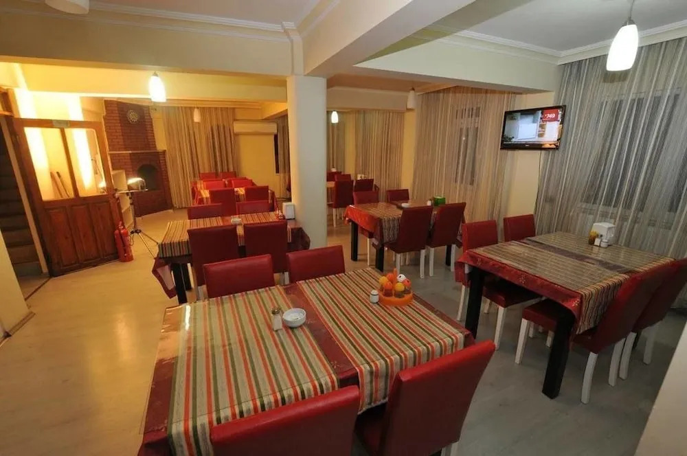 Konyaaltı HOTEL