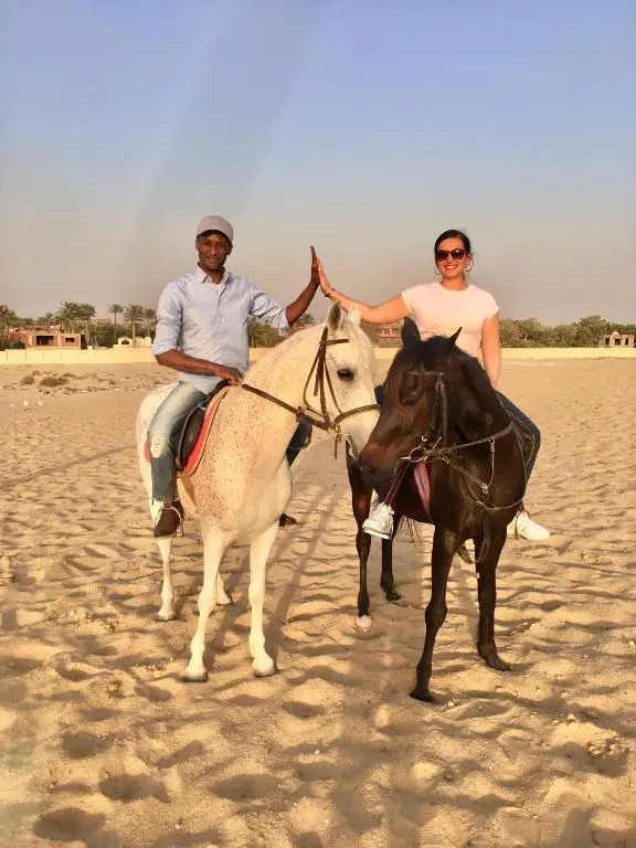 Sakkara pyramid inn hotel