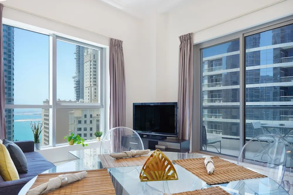 Maison Privee - Stunning Apartment w/ Dubai Marina View
