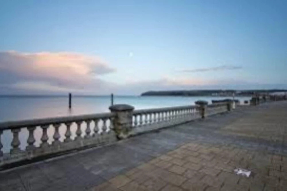 The Nautilus Cowes IOW Sleeps 4 & Private Garden