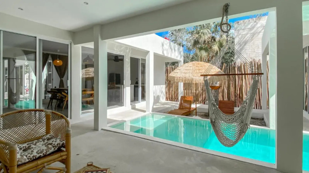 Villa Kuxtah, Beautiful bungalow with Private Pool