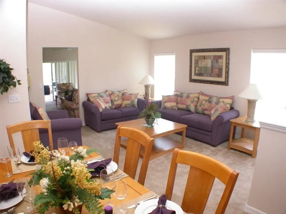 Luxury 4 Bedroom Villa With Large Private Pool and Deck Area - 526