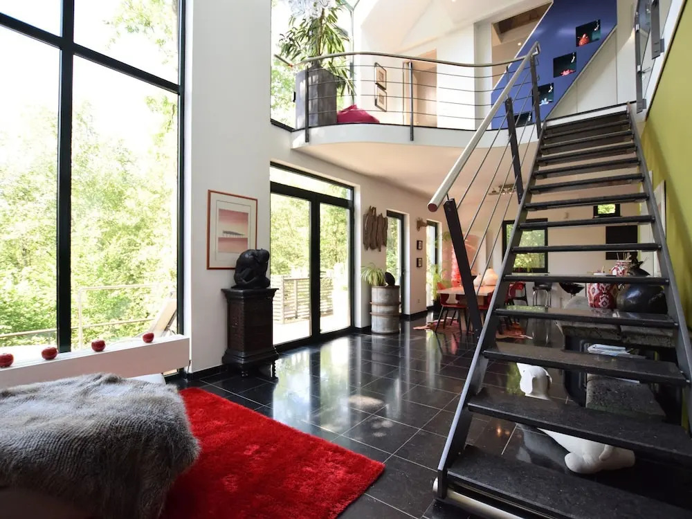 Posh Villa in Durbuy with Hot Tub, Whirlpool