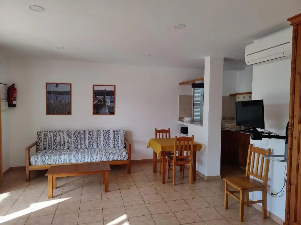Apartamentos Playa Calan Blanes