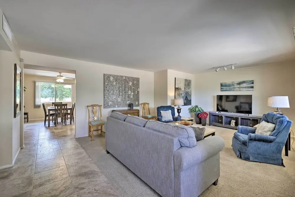 Quiet Sun City Home w/ Grill - Golf & Hike Nearby!