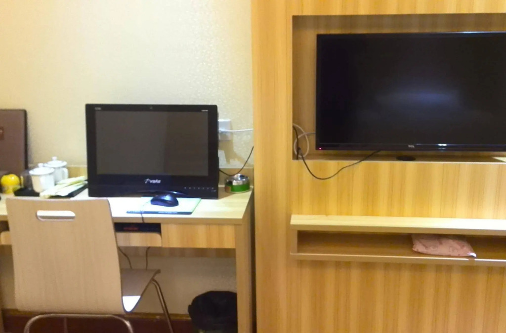 Lejunlai Business Hotel
