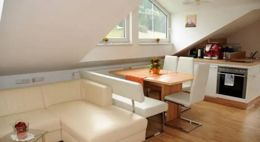 Stoani Haus Derler