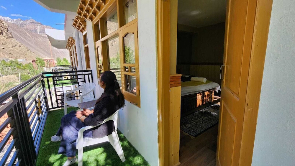 Hotel Gangchen Tabo
