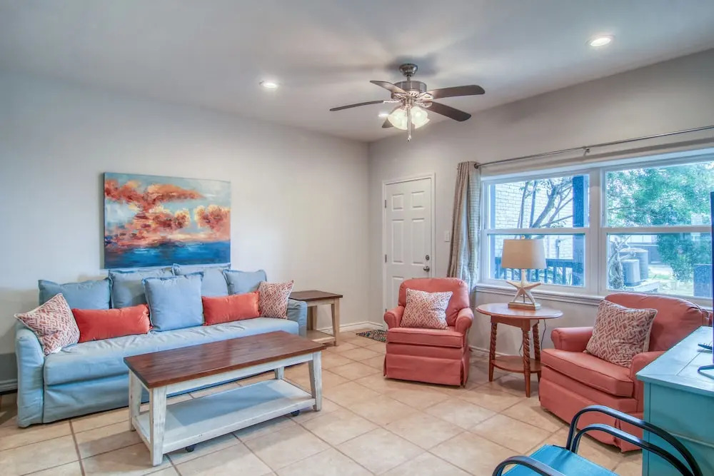 Sol Mate Siv33 2 Bedrooms 2 Bathrooms Condo