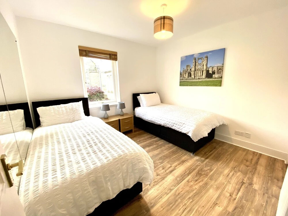 Executive 2-bed Apartment in Elgin