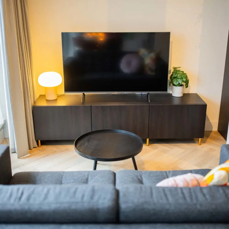 Studio Serviced Apartments With City View