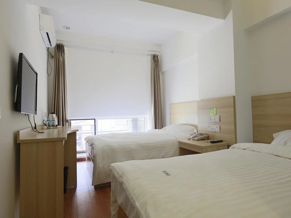 Qingdao Hometree Hostel