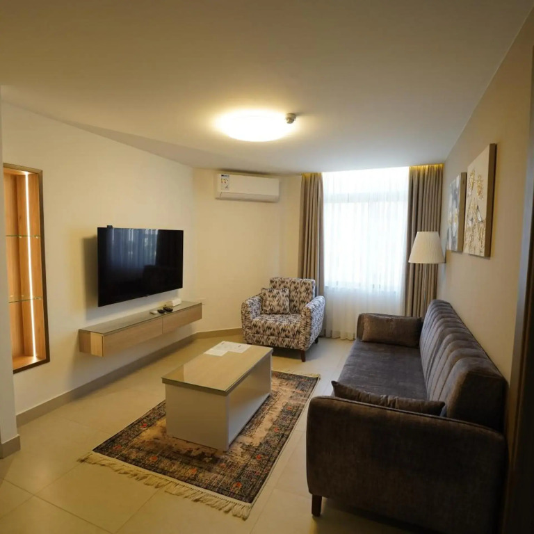 Red Carpet Hotel & Suites