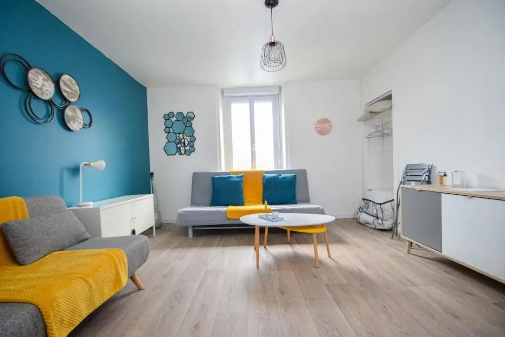 Grand studio au coeur de Dinard à 1min du marché et 6min plage de l'Écluse