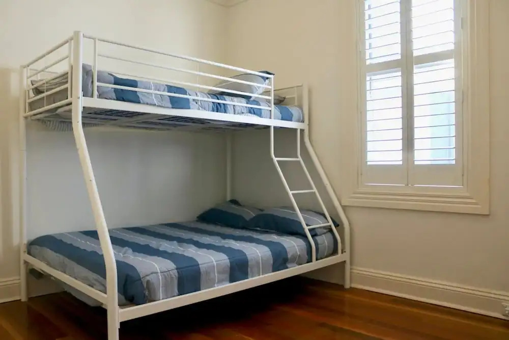 3 Bedroom Home Near Manly Beach