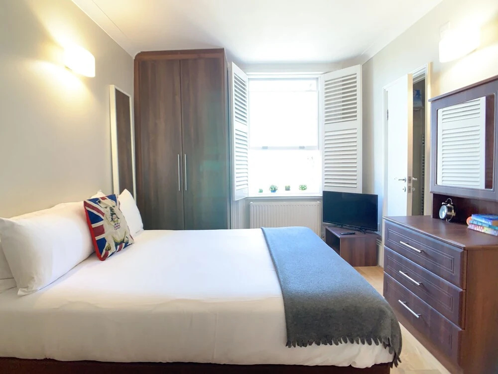 Queen Victoria Apartments