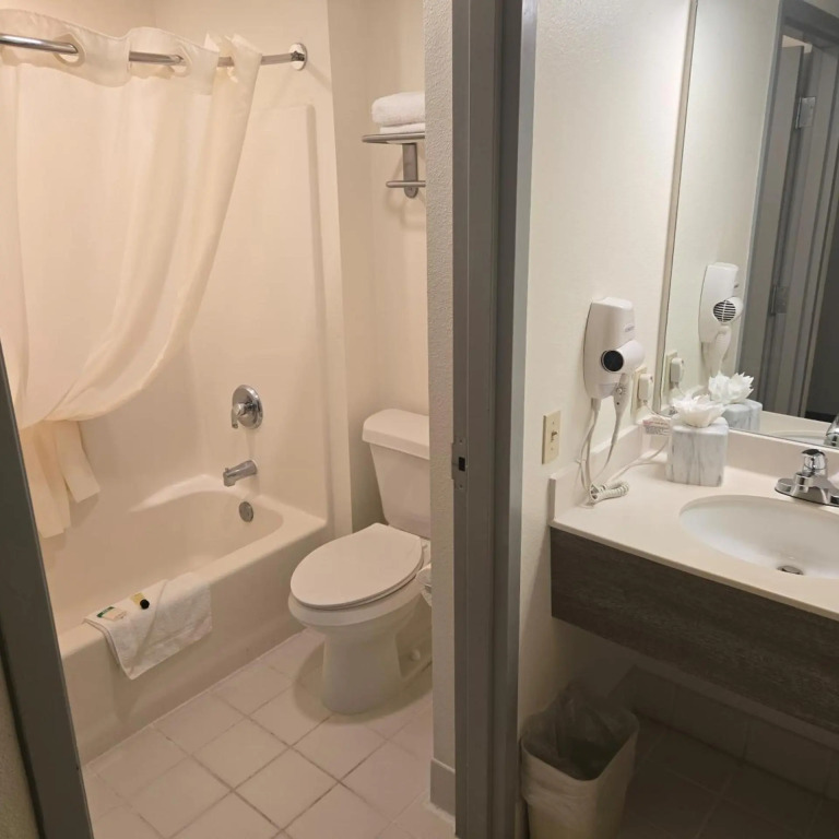 Allure Suites of Fort Myers