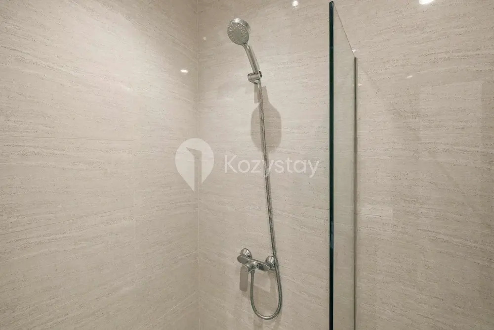 Meadow by Kozystay | Newly Renovated | Kebon Jeruk
