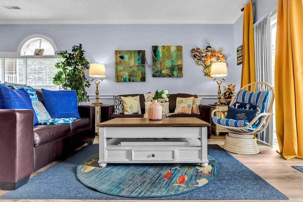 Magnolia Place 4705-102