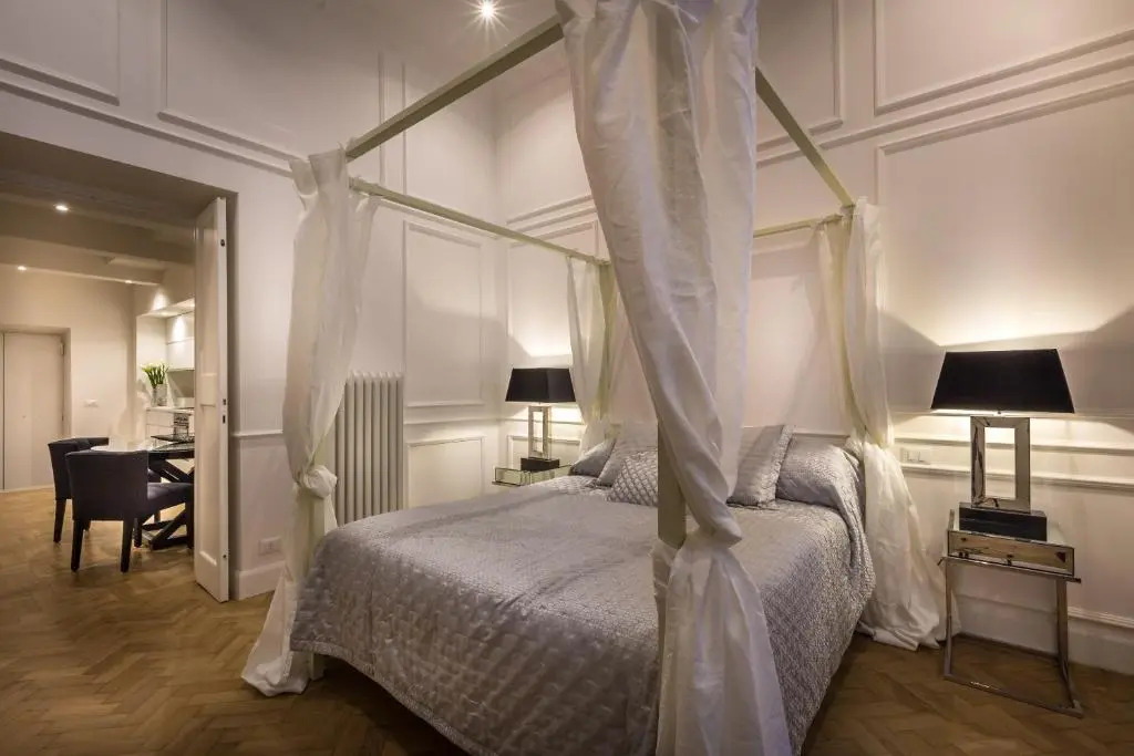 Old Town Apartment