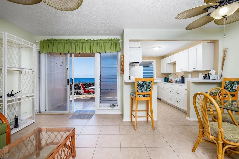 Keauhou Kona Surf & Racquet Club Townhouse#182
