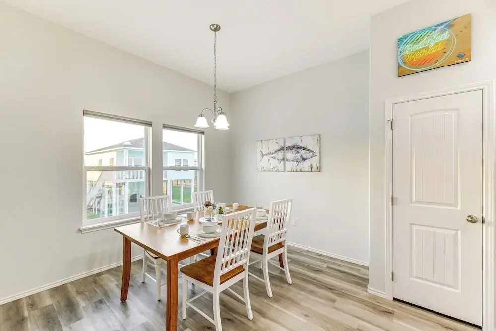 Bright Rockport Vacation Rental w/ Community Pool!