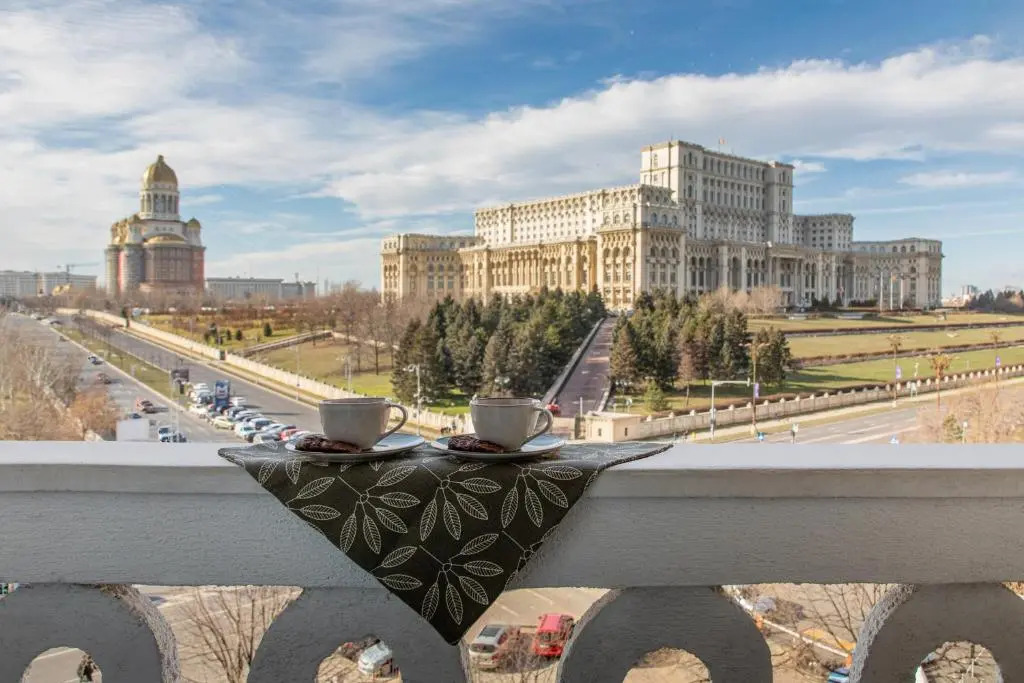 Views of Palace of the Parliament 3BR Safari Design