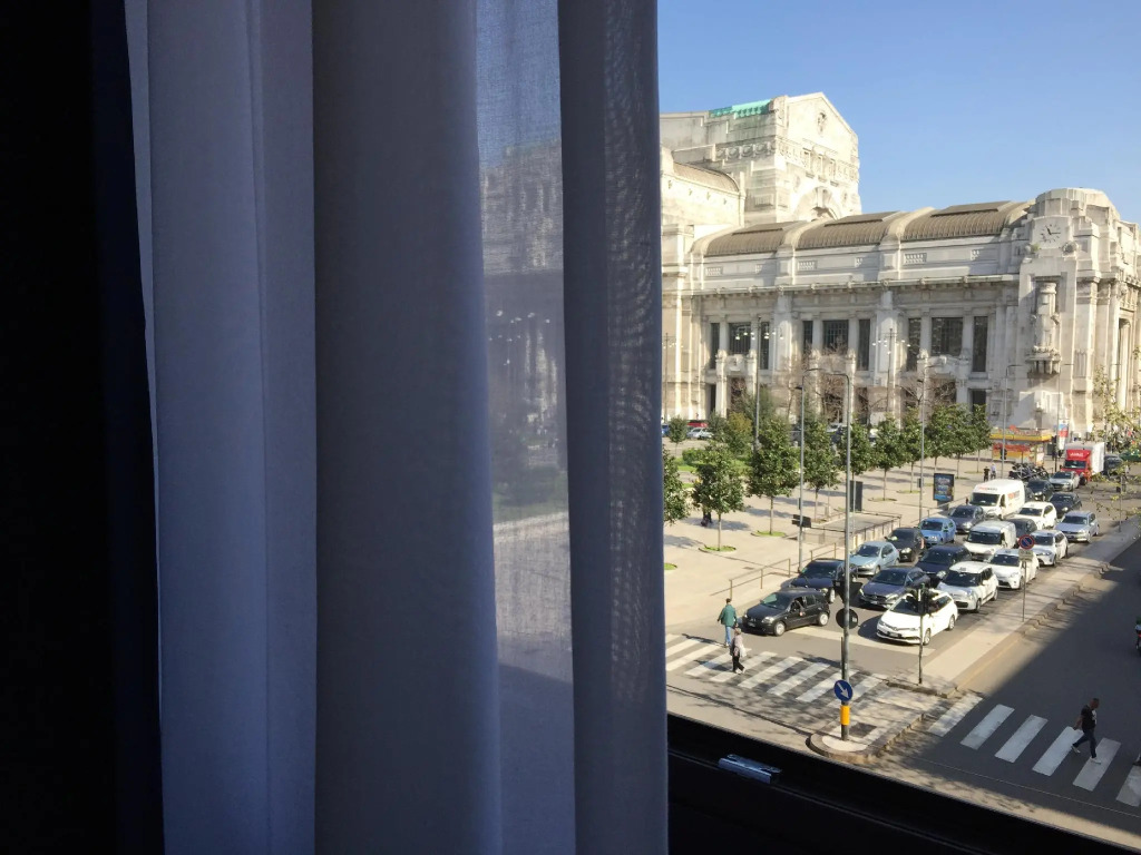AV Hotel Milano