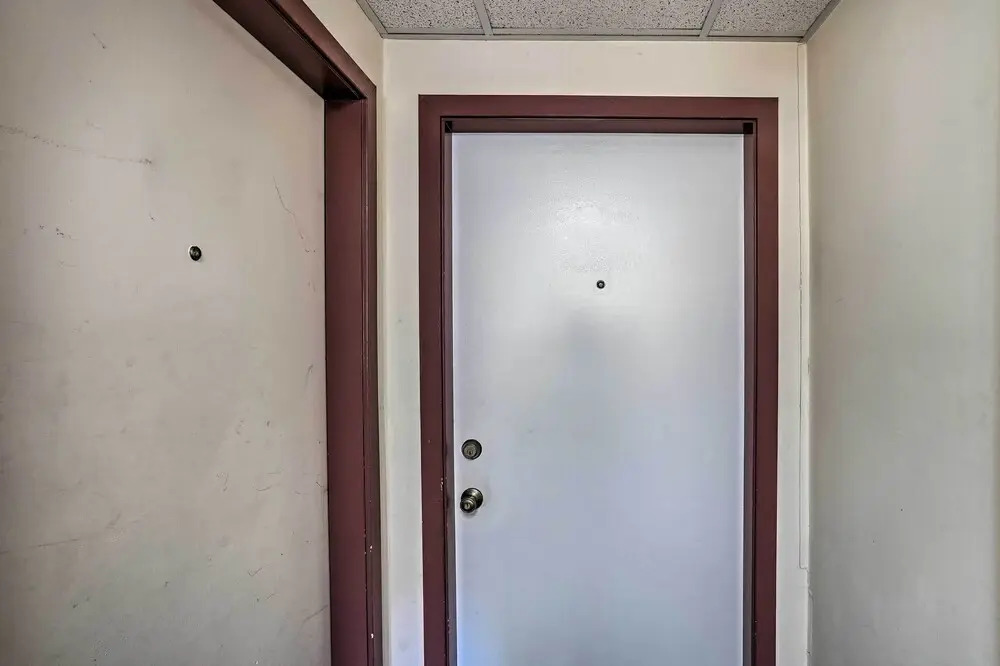 Comfortable Dover Apartment: Walk to Mt Snow!