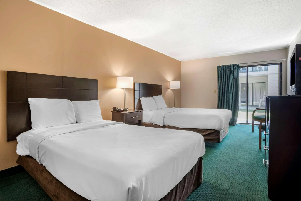 Rodeway Inn & Suites Rehoboth Beach
