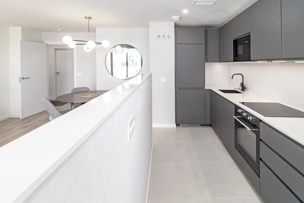 Zaga2c Brand New Modern Apartment 200m to Beach