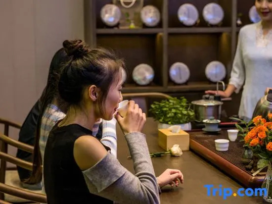 Pu'er Deting Garden Hotel (Simao District Baiyun Road)