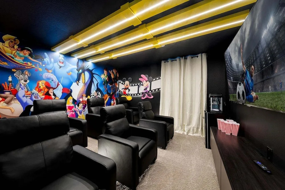 Theme Dream Lux Vacation Home
