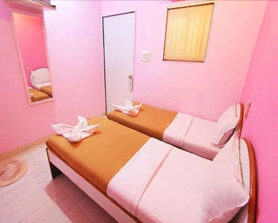Room Maangta 127 - Andheri
