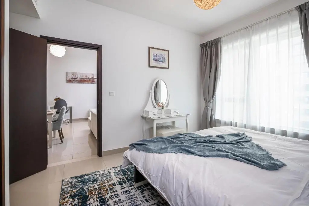 Charming 1BR w Burj Khalifa view