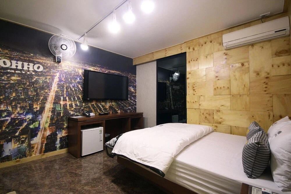 OHHO Hotel