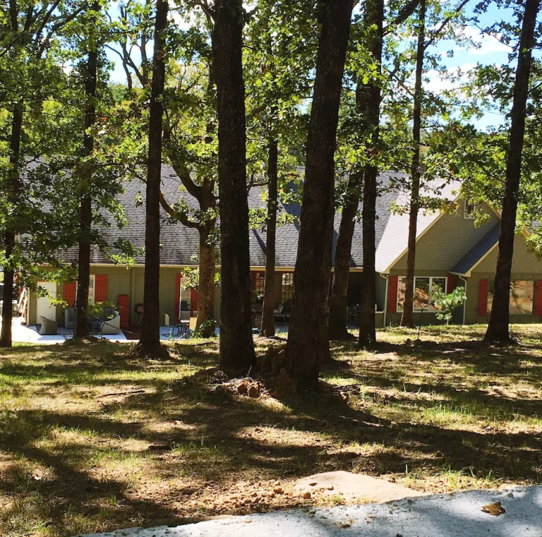 BarDew Valley Inn