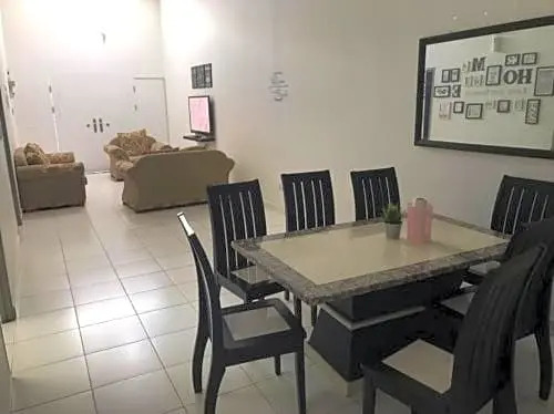 OYO Home 90359 Homestay Bandar Putra 2