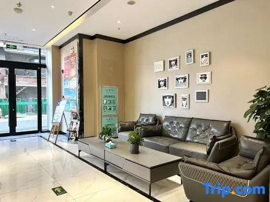Xana Lite Hotel (Sui County Fengcheng Square)