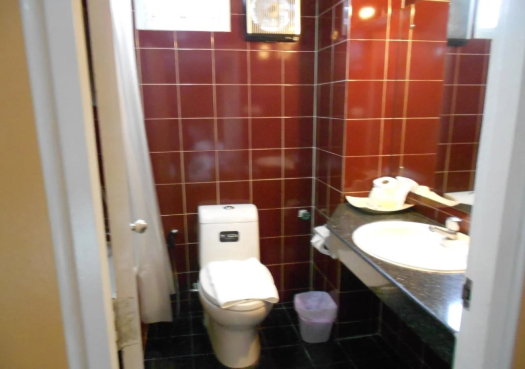 B.S. Court Hotel Sathorn