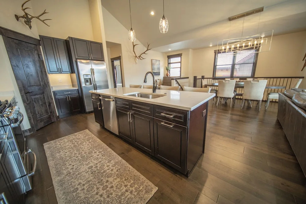Alders 42 Outpost Dr