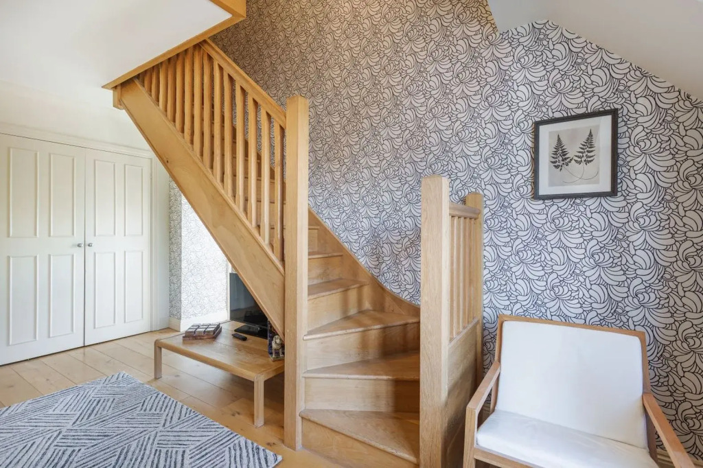 The White Horse Hotel, Romsey, Hampshire - The Coaching Inn Group