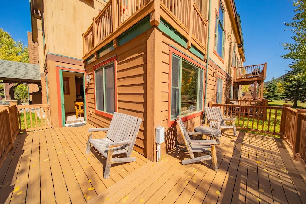 Red Hawk Townhomes 2345