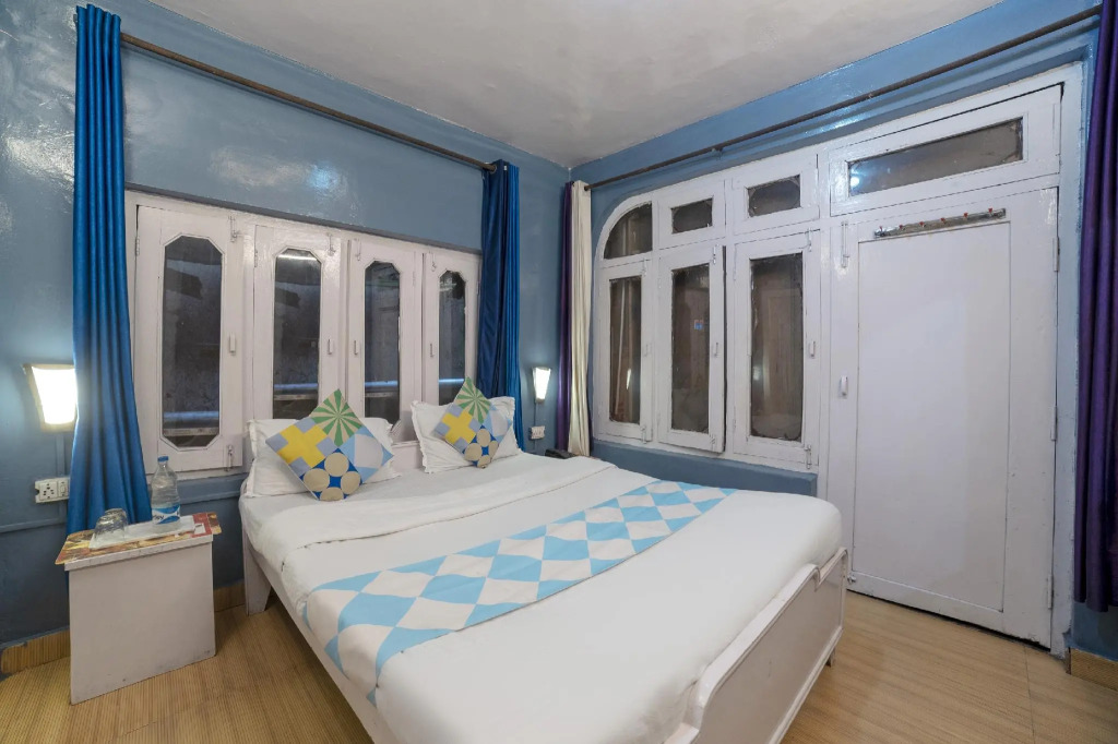 OYO Home 81067 Wodden Stays
