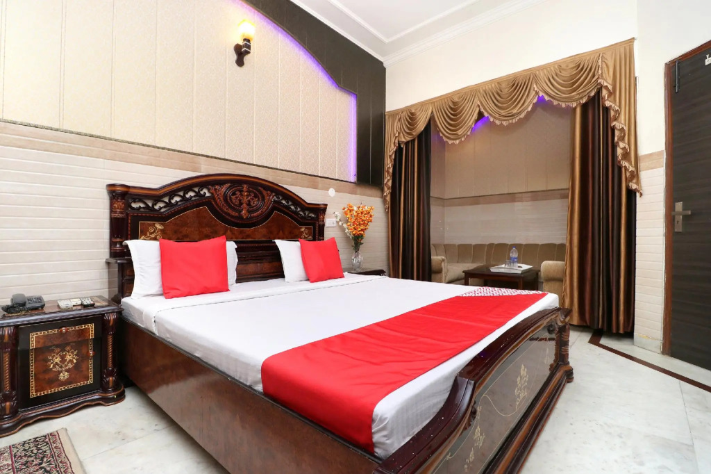 OYO 22774 Kumar Hotel