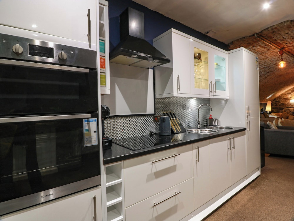 Gatehouse Studio Apartment