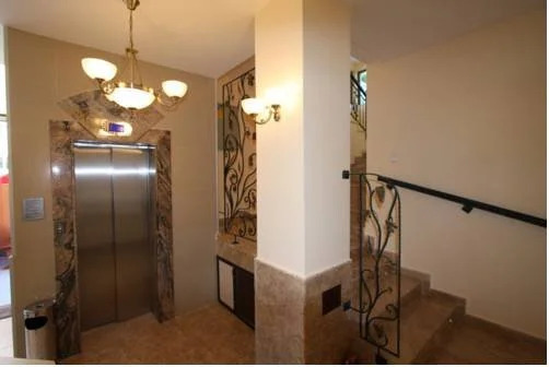 Hotel Deykin