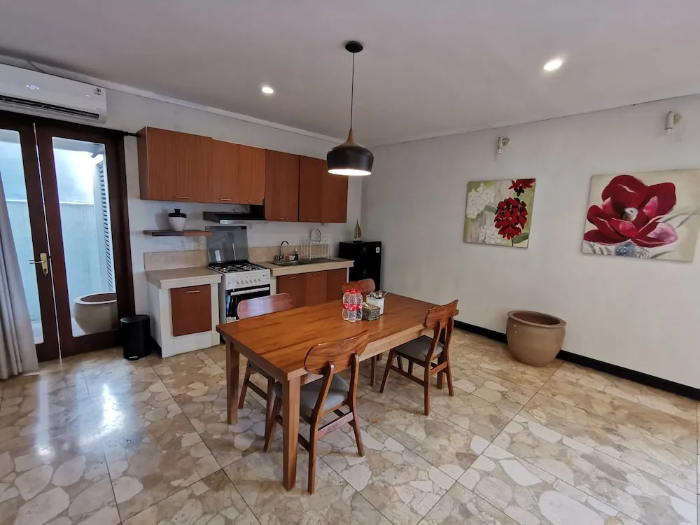 Hilltops Serviced Apartment